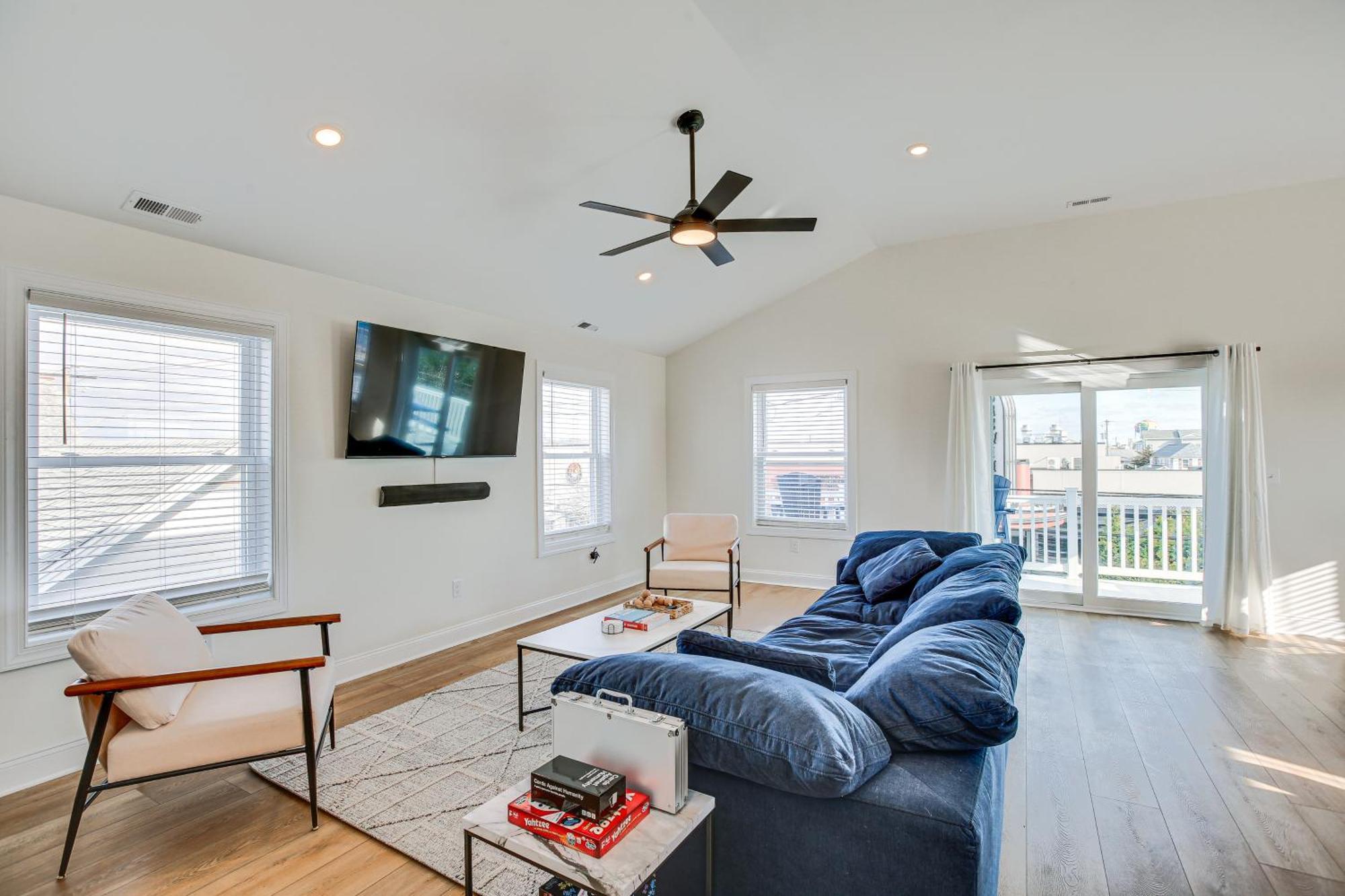 Spacious Wildwood Condo Walk To Beach! 외부 사진